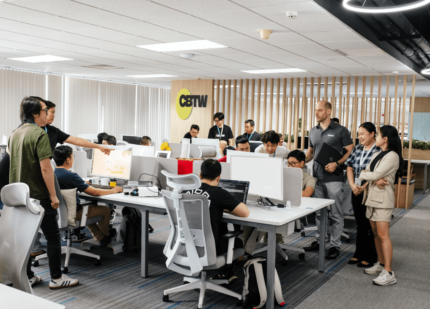 5 Steps to Scaling Remote Engineering and Product Teams