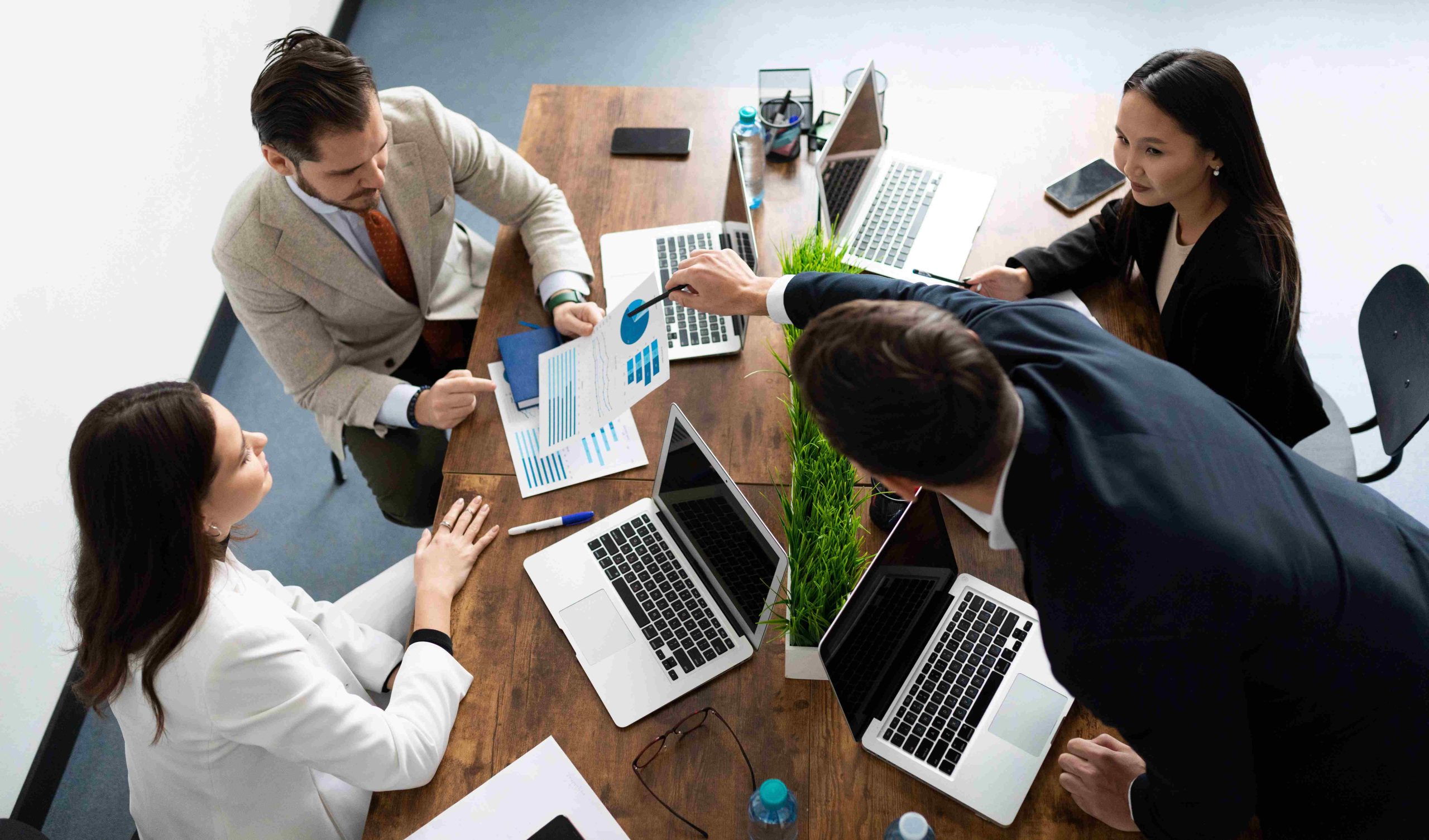 Aligning Business and IT Through Portfolio Governance